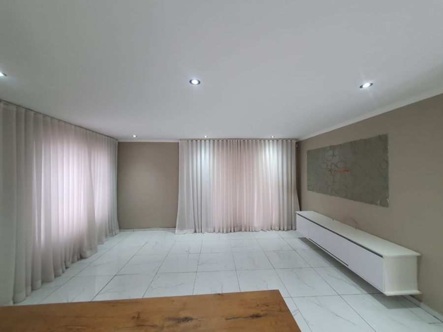 3 Bedroom Property for Sale in Leondale Gauteng
