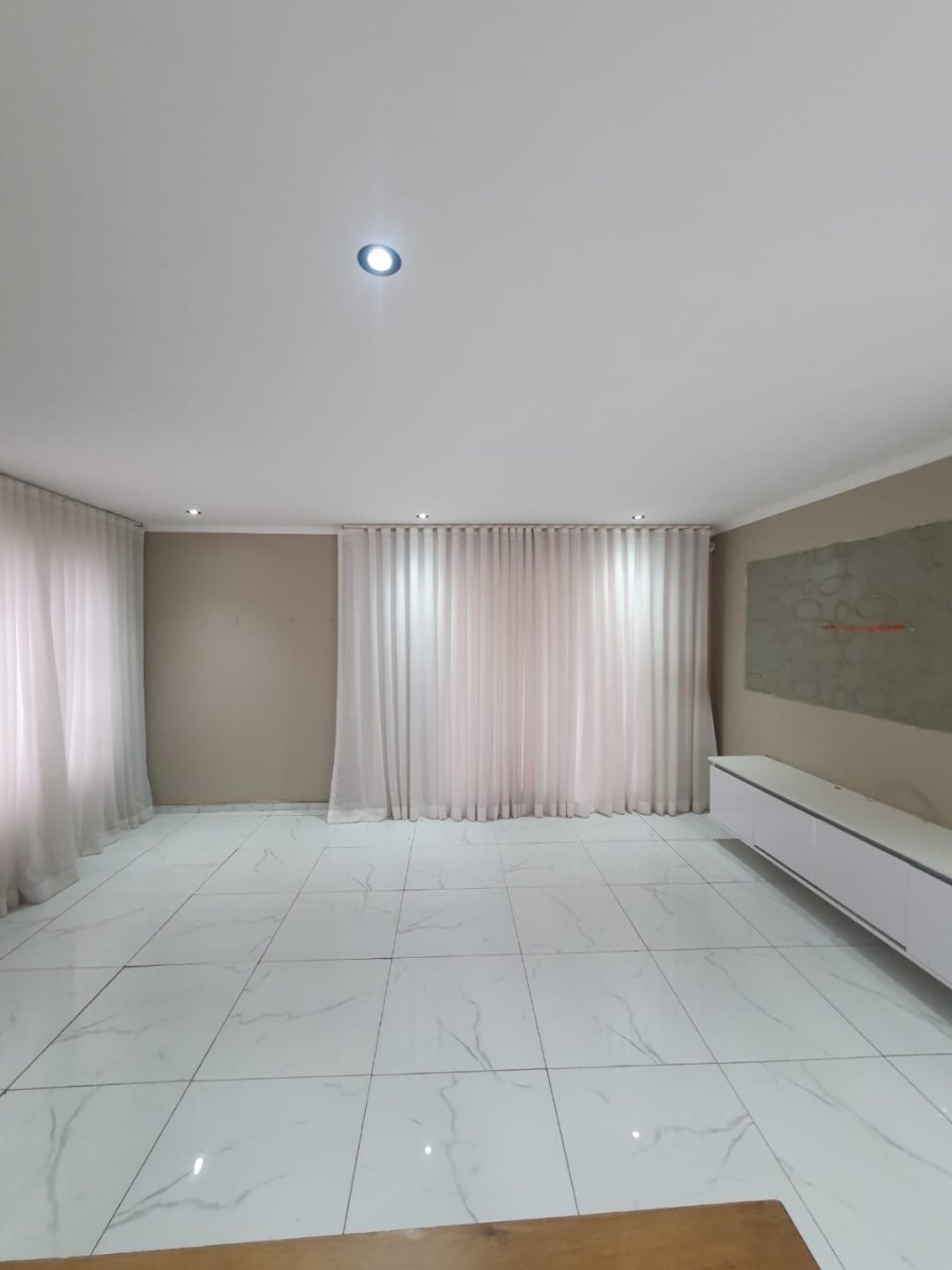 3 Bedroom Property for Sale in Leondale Gauteng