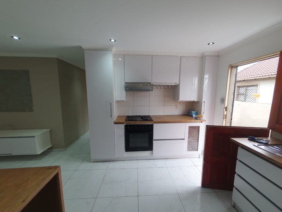3 Bedroom Property for Sale in Leondale Gauteng