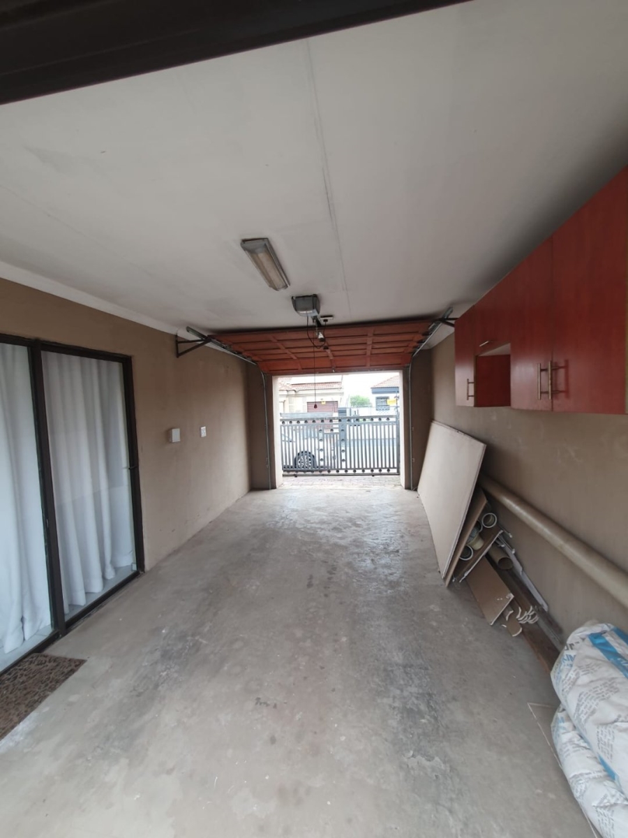 3 Bedroom Property for Sale in Leondale Gauteng