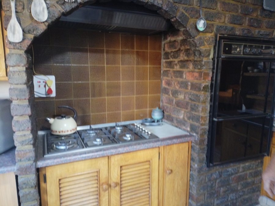 4 Bedroom Property for Sale in Edelweiss Gauteng