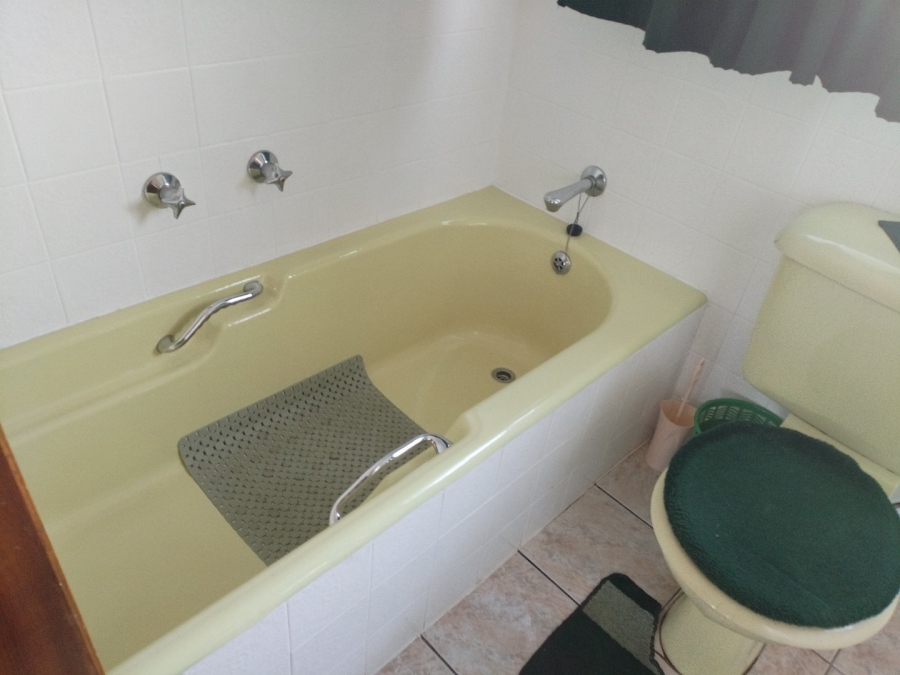 4 Bedroom Property for Sale in Edelweiss Gauteng