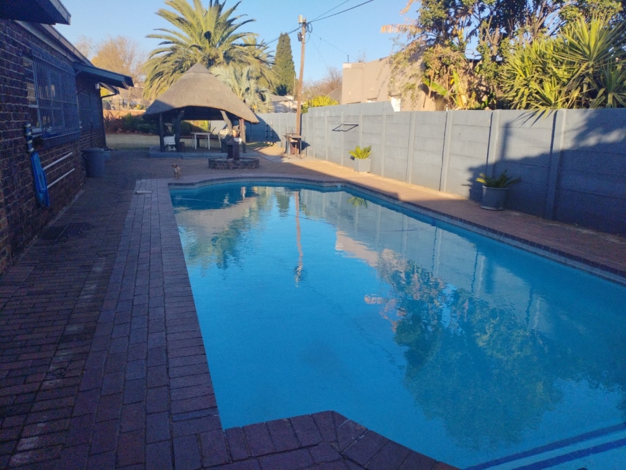 4 Bedroom Property for Sale in Edelweiss Gauteng
