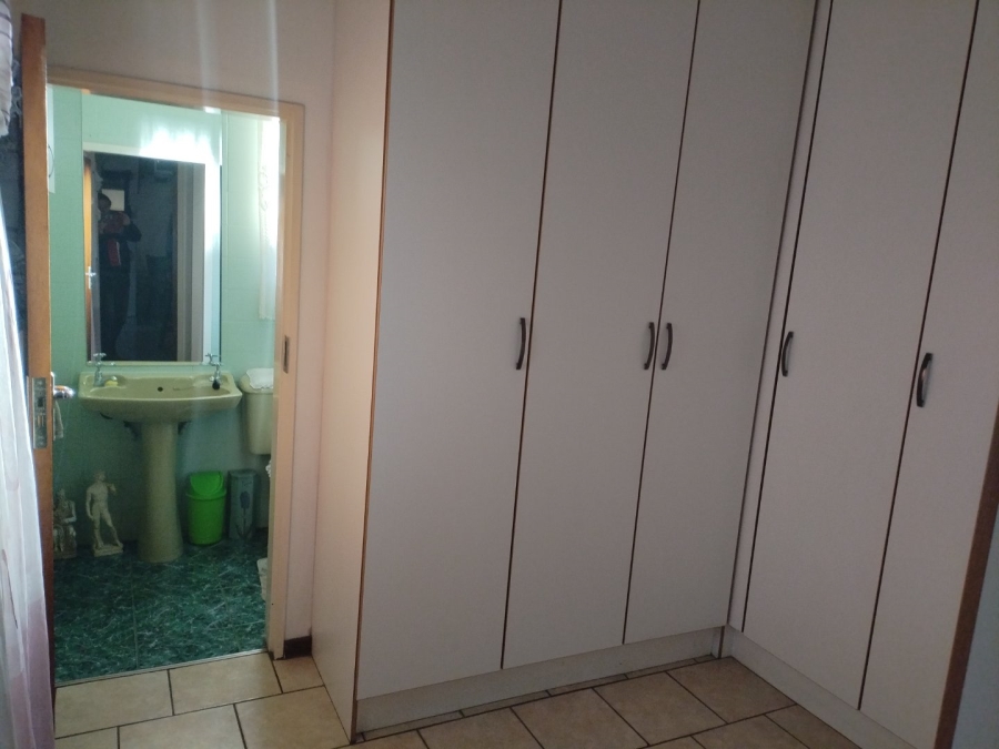 4 Bedroom Property for Sale in Edelweiss Gauteng