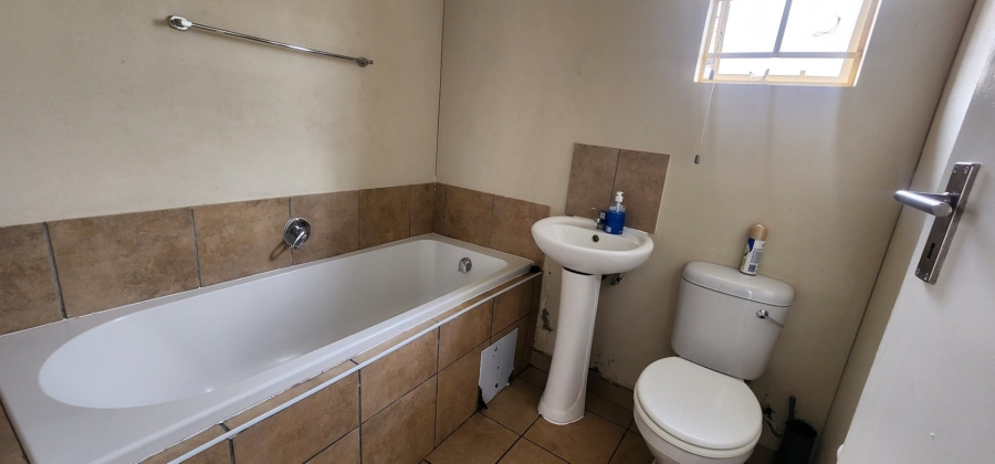 2 Bedroom Property for Sale in Sky City Gauteng