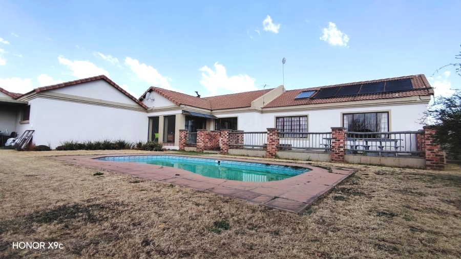 Commercial Property for Sale in Glen Donald A H Gauteng
