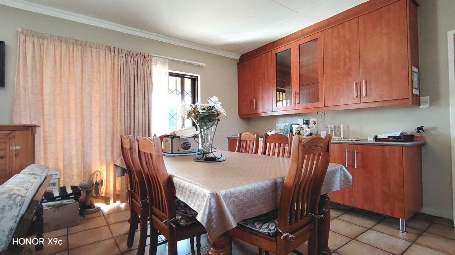 Commercial Property for Sale in Glen Donald A H Gauteng