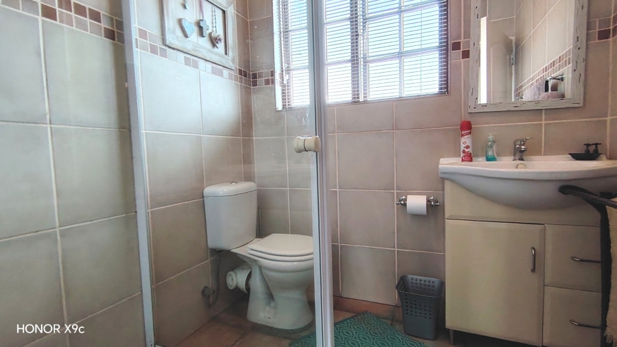 Commercial Property for Sale in Glen Donald A H Gauteng