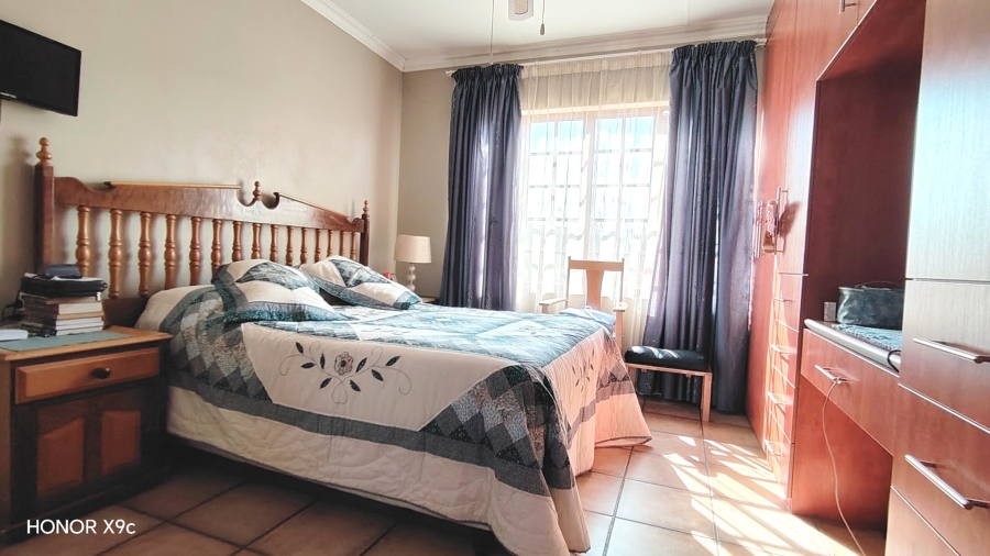 Commercial Property for Sale in Glen Donald A H Gauteng