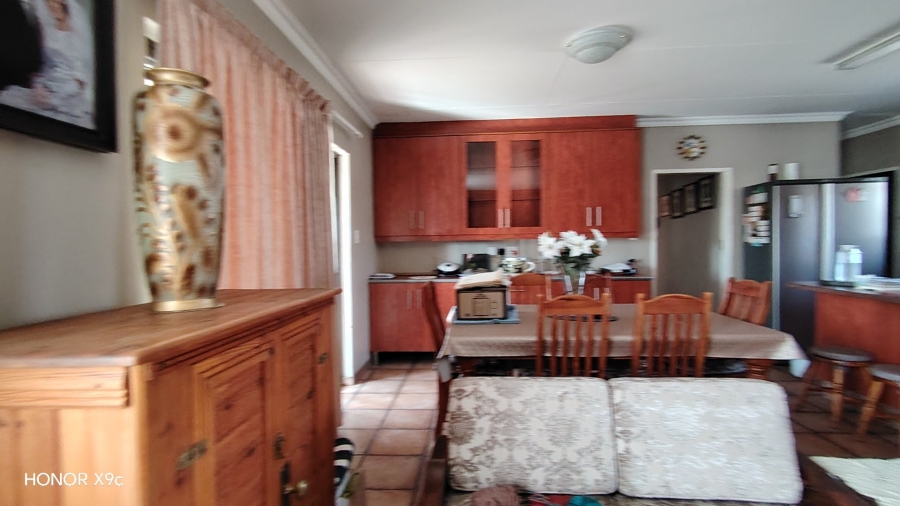 Commercial Property for Sale in Glen Donald A H Gauteng