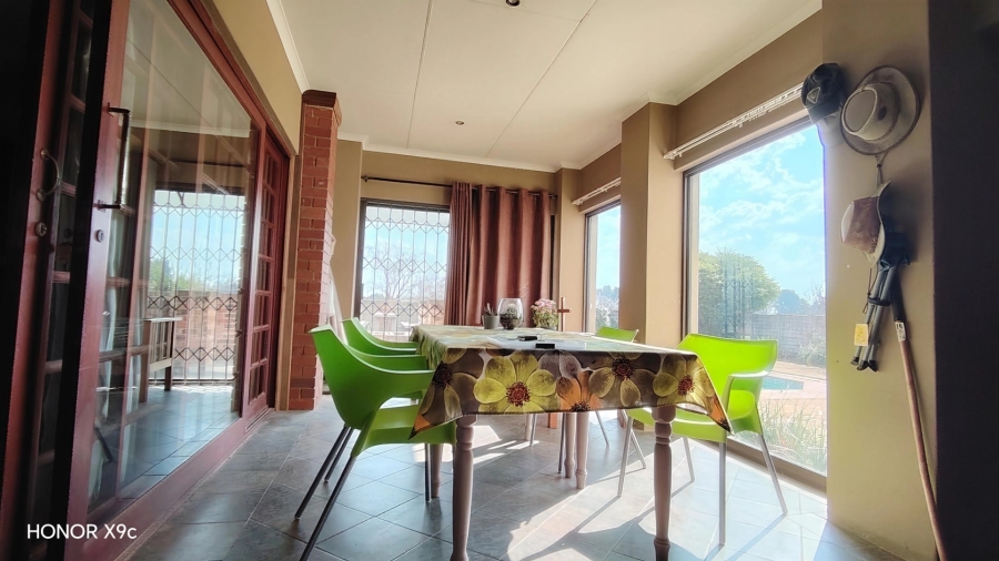 Commercial Property for Sale in Glen Donald A H Gauteng