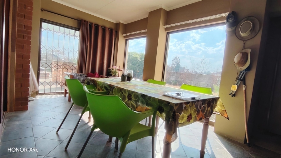 Commercial Property for Sale in Glen Donald A H Gauteng