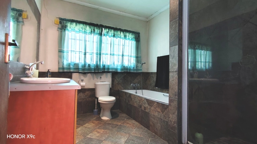 Commercial Property for Sale in Glen Donald A H Gauteng