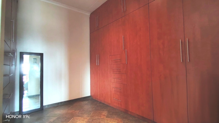 Commercial Property for Sale in Glen Donald A H Gauteng