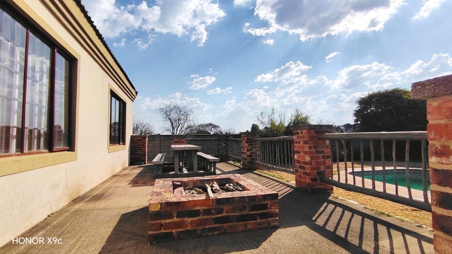 Commercial Property for Sale in Glen Donald A H Gauteng