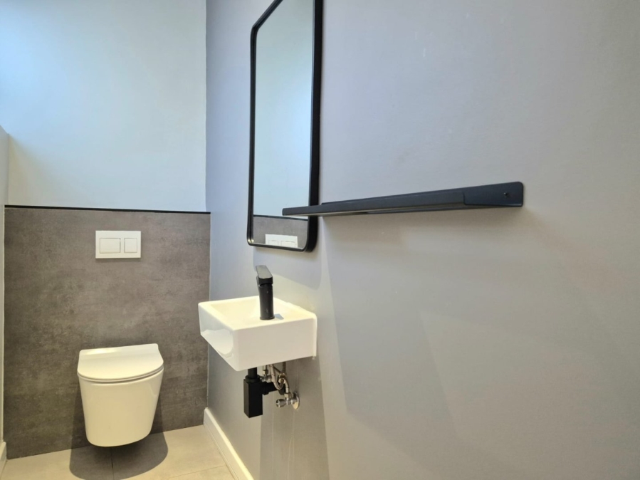 3 Bedroom Property for Sale in Waterkloof Heights Gauteng