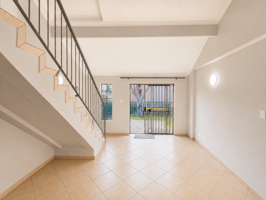 3 Bedroom Property for Sale in Illiondale Gauteng