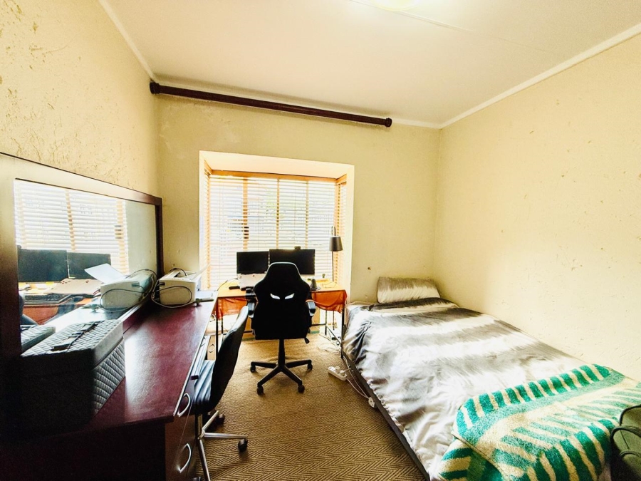 2 Bedroom Property for Sale in Houghton Estate Gauteng