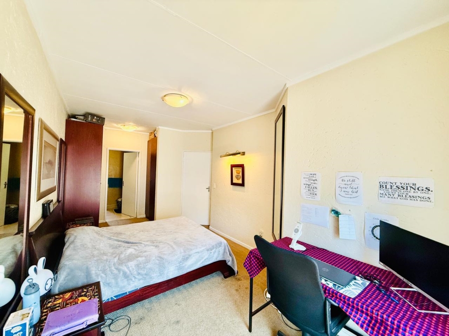 2 Bedroom Property for Sale in Houghton Estate Gauteng