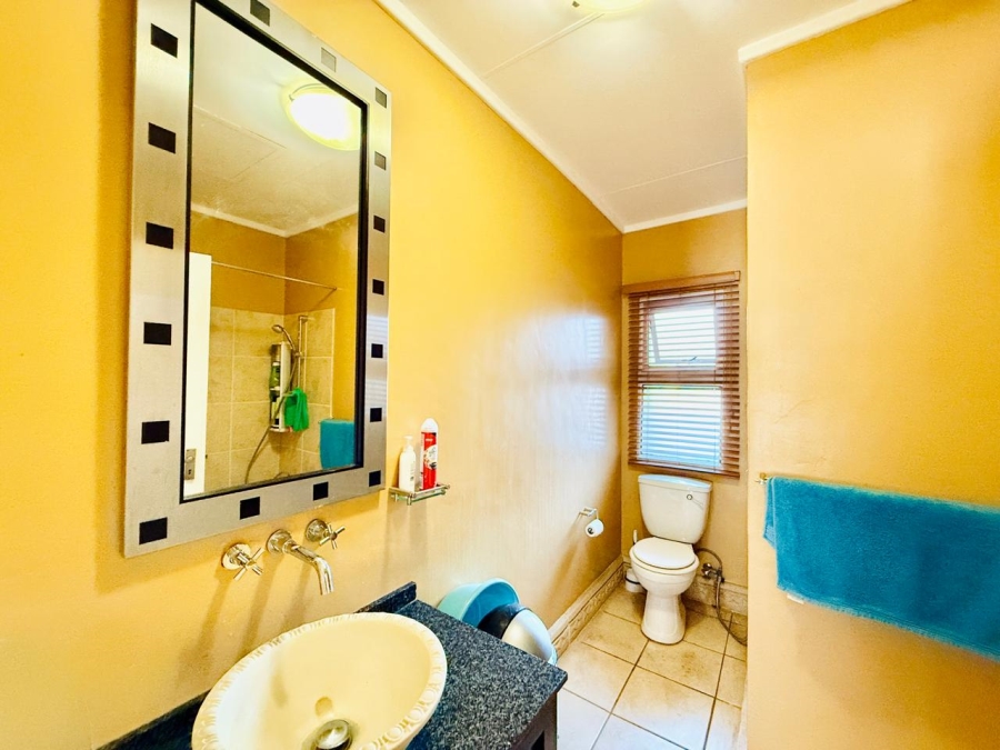 2 Bedroom Property for Sale in Houghton Estate Gauteng