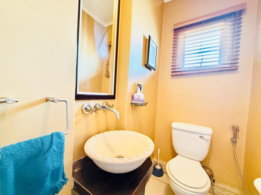 2 Bedroom Property for Sale in Houghton Estate Gauteng