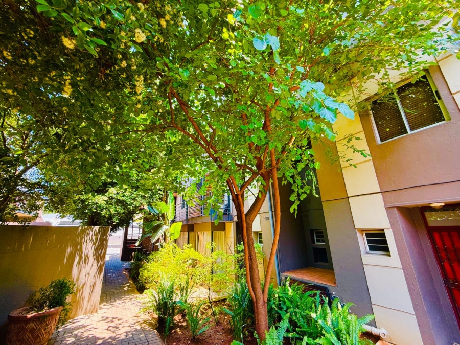 2 Bedroom Property for Sale in Houghton Estate Gauteng