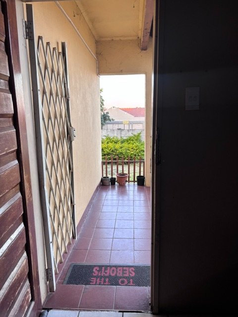 2 Bedroom Property for Sale in Elandspoort Gauteng