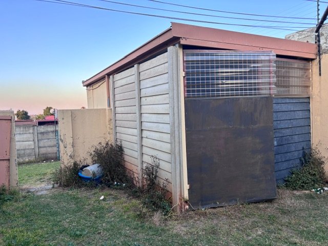 2 Bedroom Property for Sale in Elandspoort Gauteng