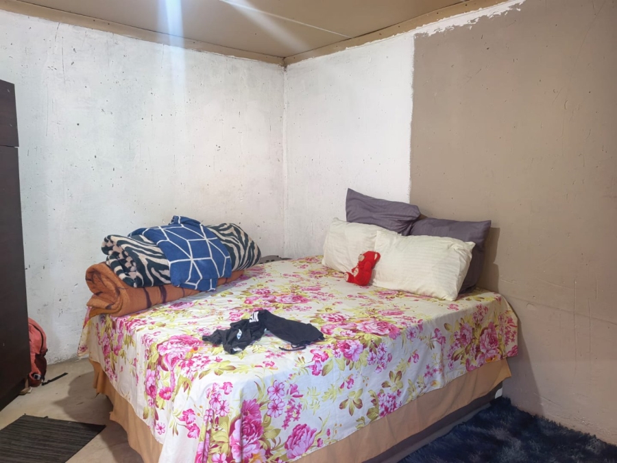 5 Bedroom Property for Sale in Vosloorus Gauteng