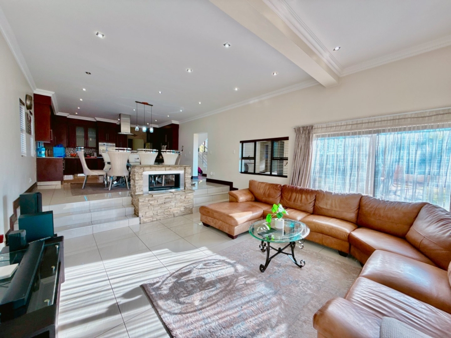 4 Bedroom Property for Sale in Blue Valley Golf Estate Gauteng