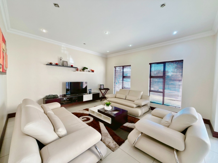 4 Bedroom Property for Sale in Blue Valley Golf Estate Gauteng
