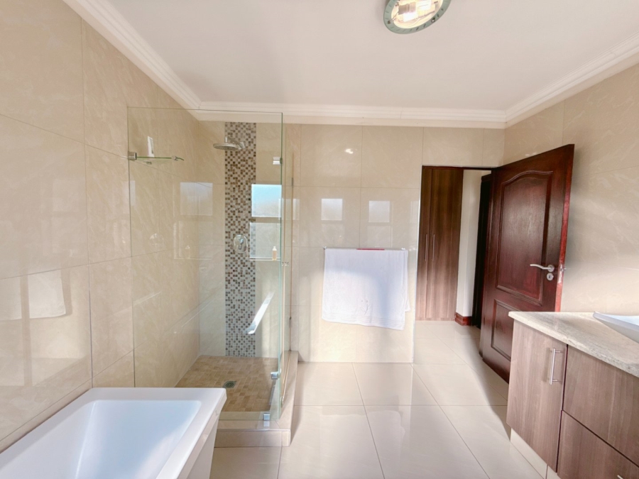 4 Bedroom Property for Sale in Blue Valley Golf Estate Gauteng