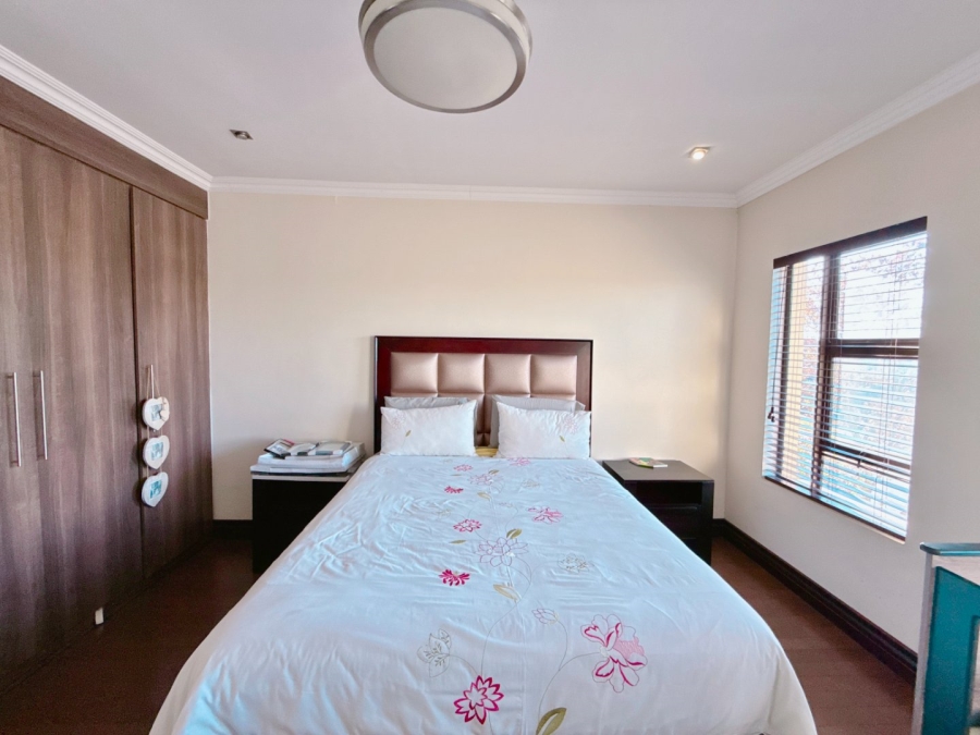 4 Bedroom Property for Sale in Blue Valley Golf Estate Gauteng