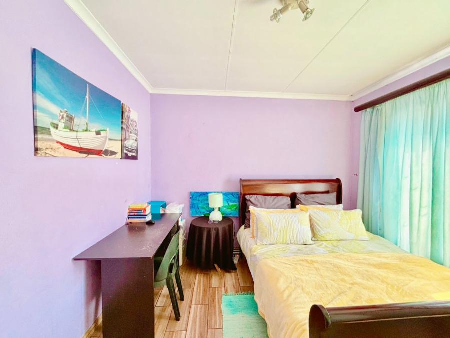 3 Bedroom Property for Sale in Heuwelsig Estate Gauteng