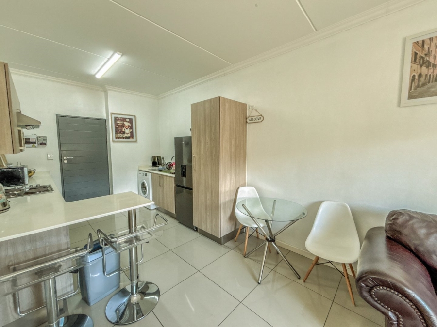 2 Bedroom Property for Sale in Halfway Gardens Gauteng