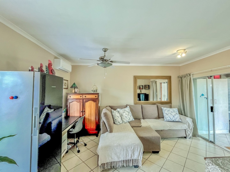 2 Bedroom Property for Sale in Stone Ridge Gauteng
