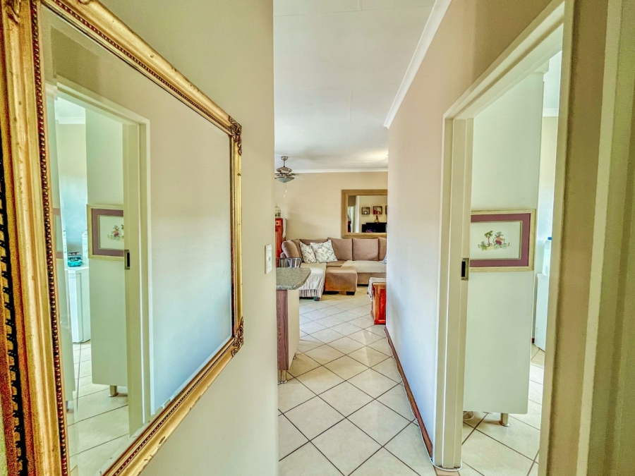 2 Bedroom Property for Sale in Stone Ridge Gauteng