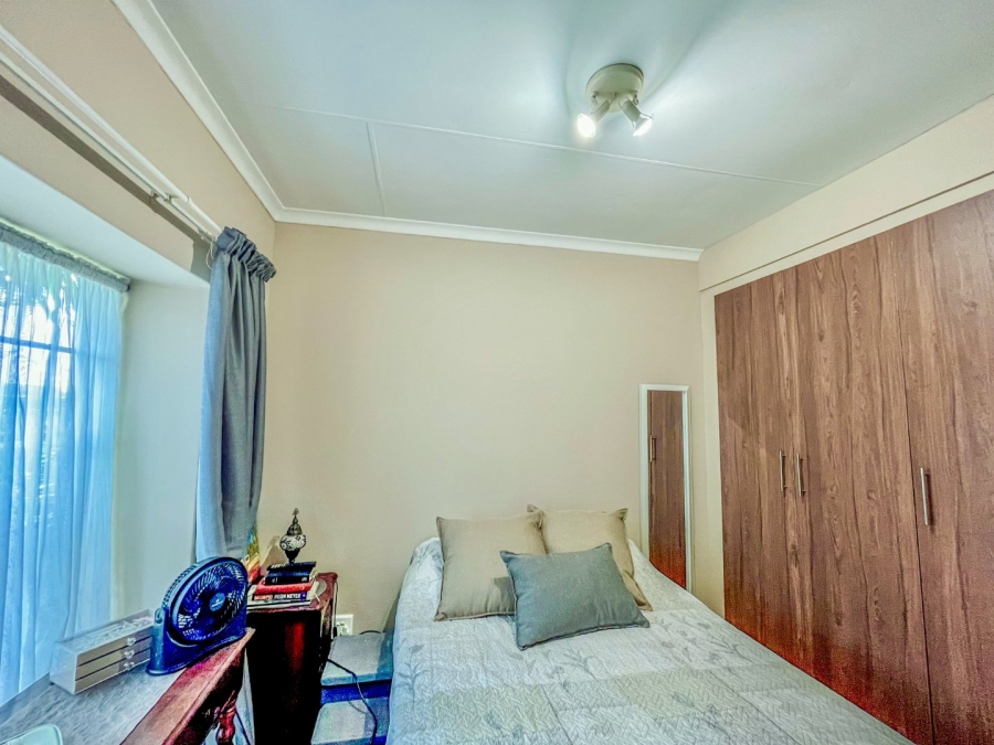 2 Bedroom Property for Sale in Stone Ridge Gauteng