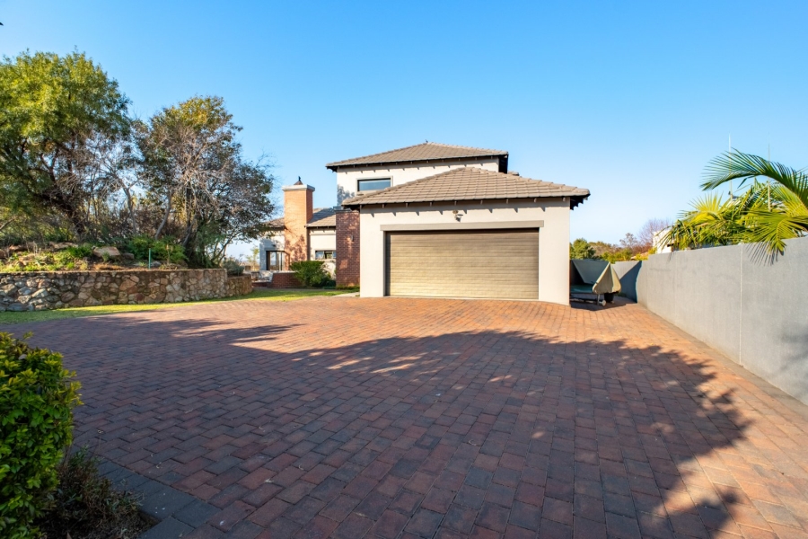 5 Bedroom Property for Sale in Stone Ridge Gauteng