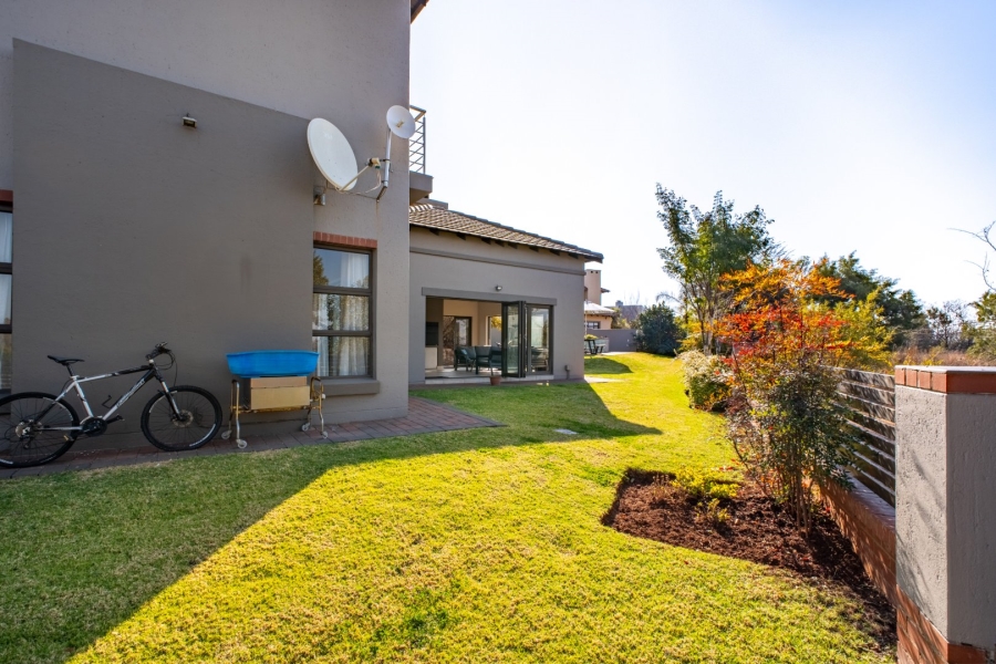 5 Bedroom Property for Sale in Stone Ridge Gauteng