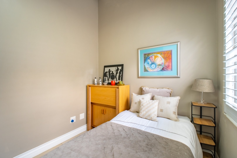 5 Bedroom Property for Sale in Copperleaf Estate Gauteng