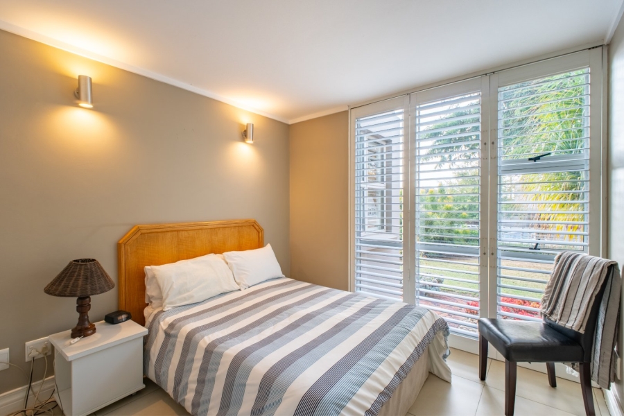5 Bedroom Property for Sale in Copperleaf Estate Gauteng