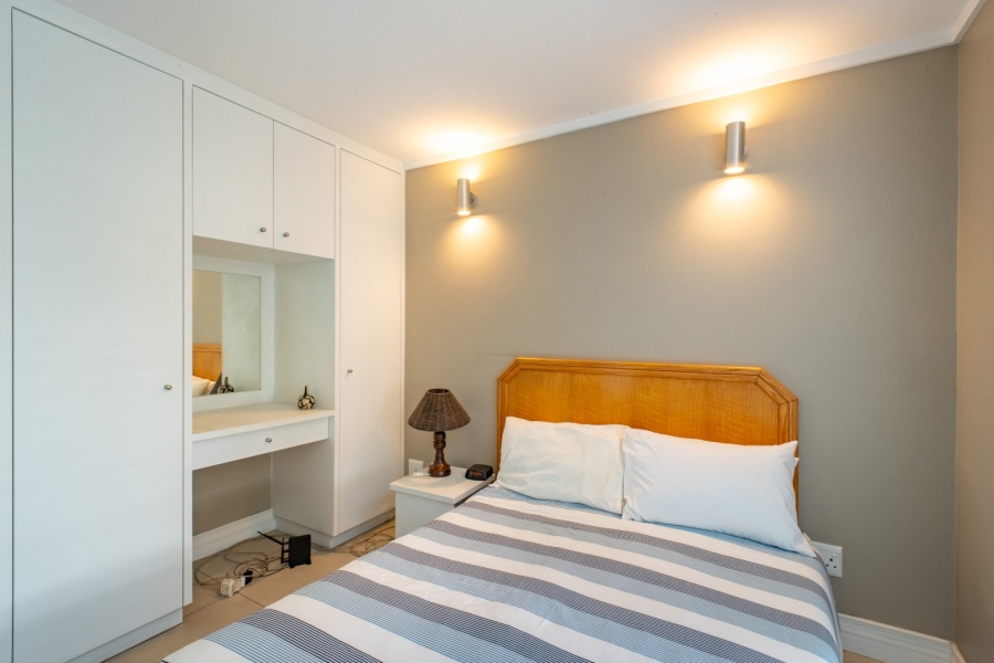 5 Bedroom Property for Sale in Copperleaf Estate Gauteng