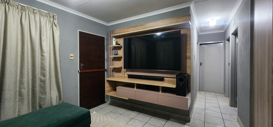 3 Bedroom Property for Sale in Sky City Gauteng