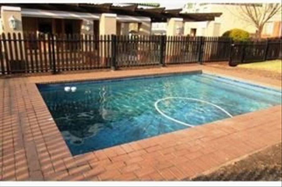 2 Bedroom Property for Sale in Terenure Gauteng