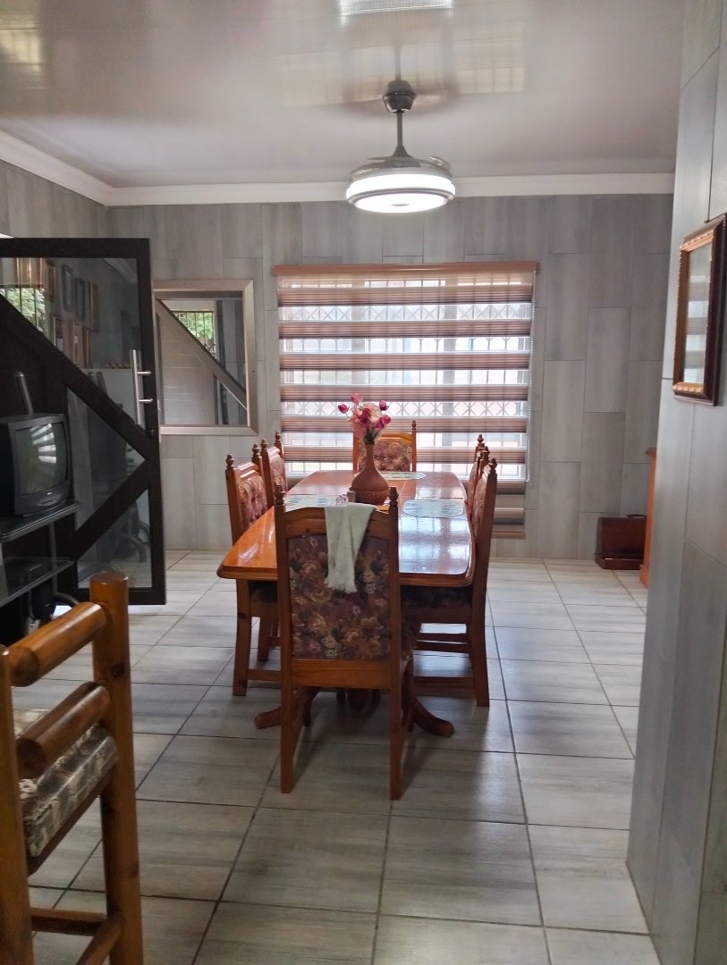 3 Bedroom Property for Sale in Mountain View Gauteng