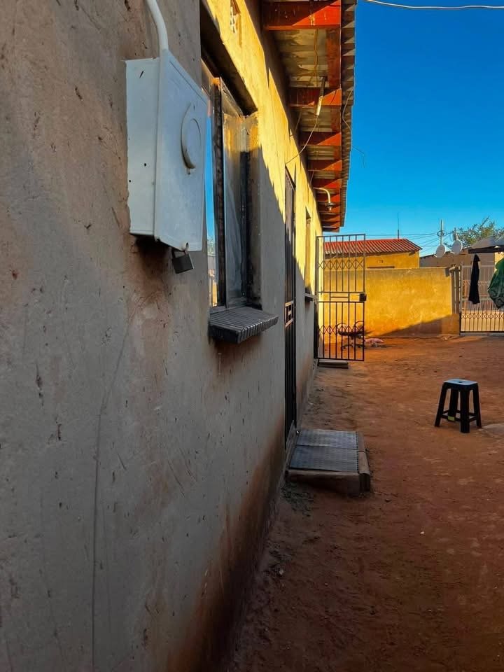  Bedroom Property for Sale in Moleleki Gauteng