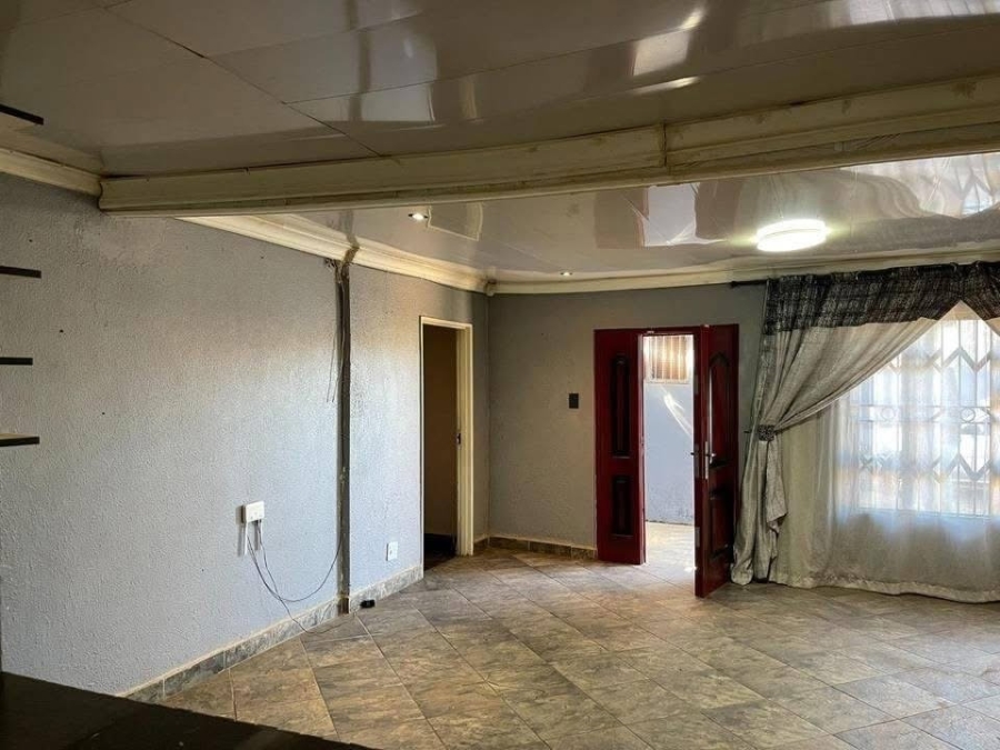 3 Bedroom Property for Sale in Vosloorus Ext 6 Gauteng