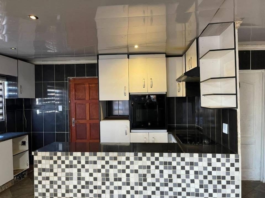 3 Bedroom Property for Sale in Vosloorus Ext 6 Gauteng