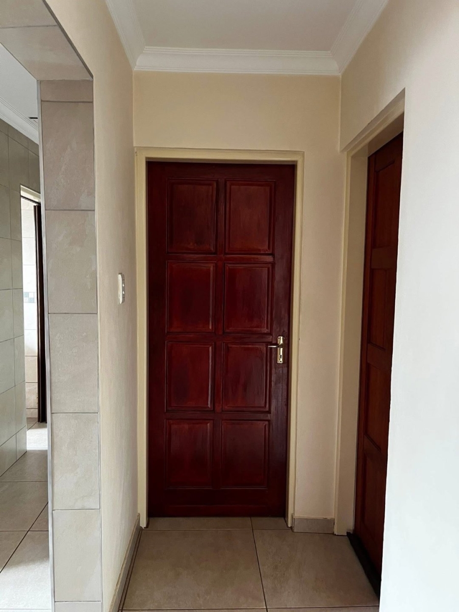 2 Bedroom Property for Sale in Vosloorus Gauteng